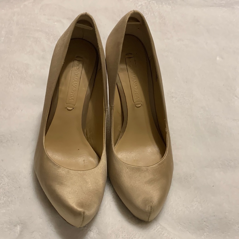 BCBG champagne colour satin pumps, size 6, black heels